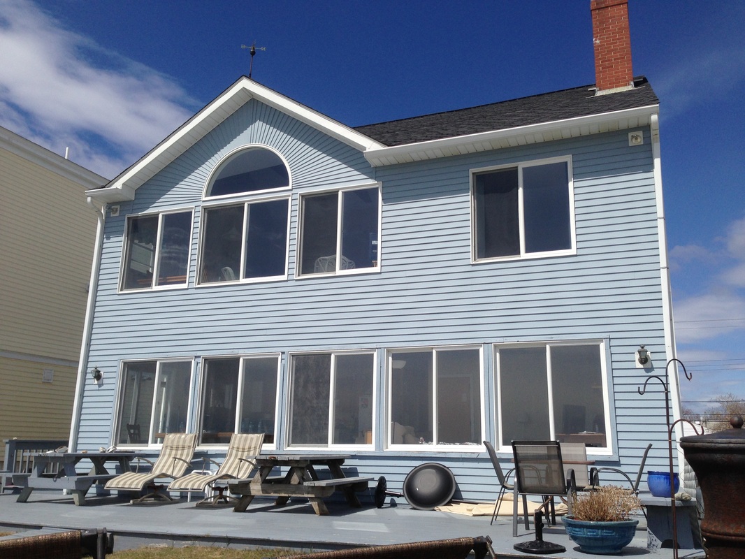  The Beach House with private Moody Beach just out the door for great vacations in Maine